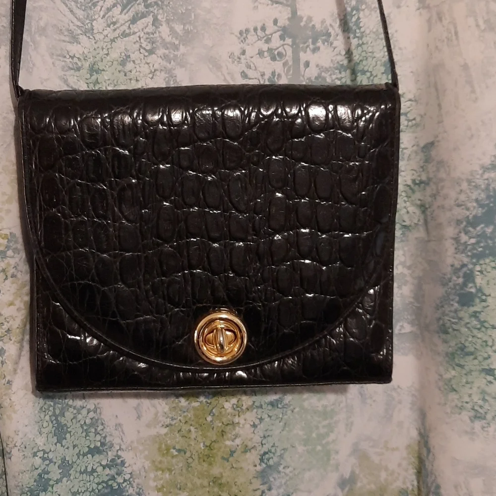 Theodora vintage USA made handbag crossbody leather shiny black auto snap